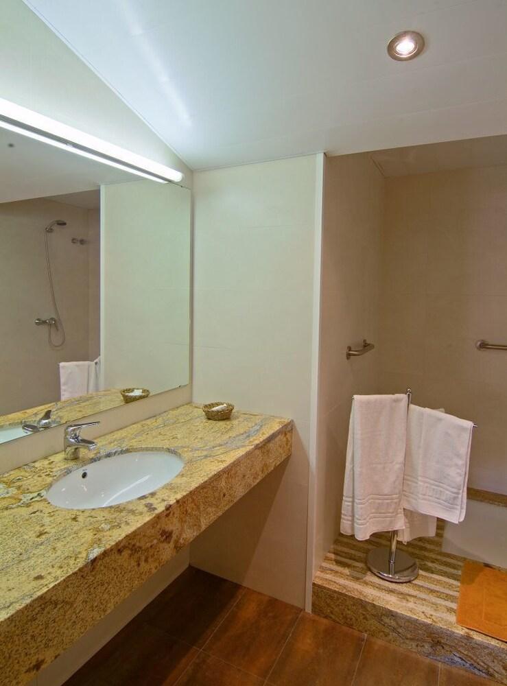 Hotel Pinxo Santa Coloma De Farners Ngoại thất bức ảnh